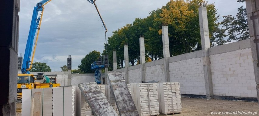 Trwa budowa nowej hali przy Zespole Szkół nr 1 w Kłobucku