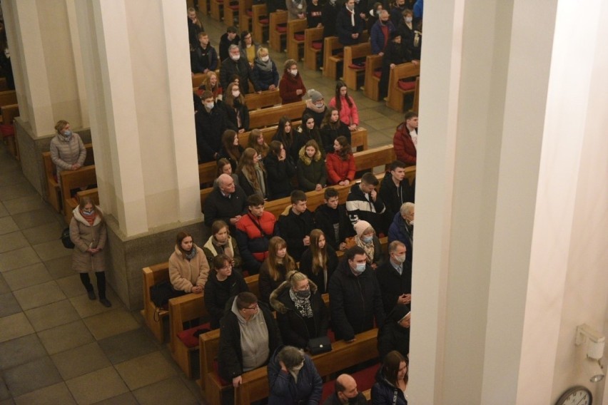 Światowy Dzień Młodzieży odbył się w niedzielę w kościele...