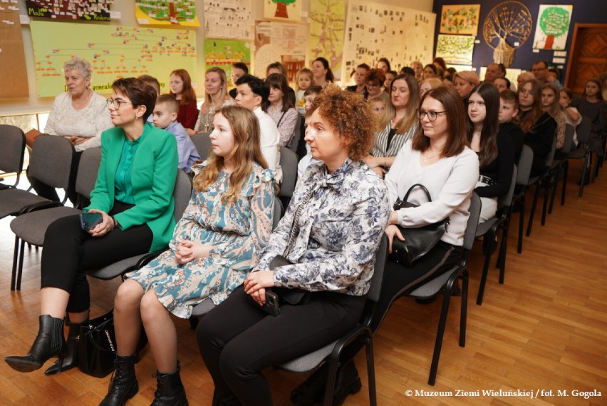 Wieluński konkurs „Moje drzewo genealogiczne” 2023 rozstrzygnięty. Muzealne jury oceniało blisko 70 prac 