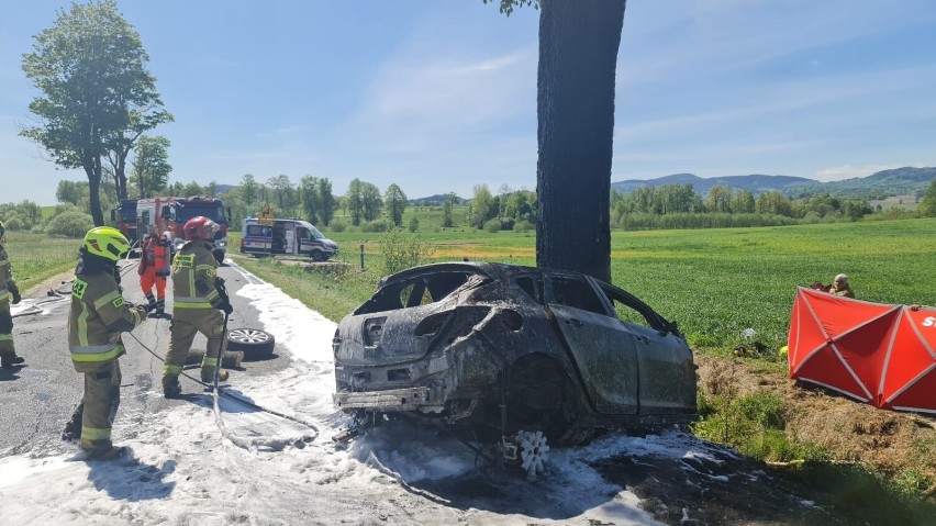 Wypadek w Świdniku koło Marciszowa w pow. kamiennogórskim....