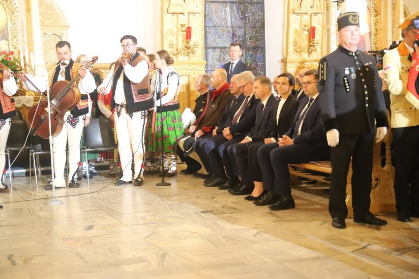 Zjazd "Solidarności" w Zakopanem. Na Krzeptówkach odbyła się uroczysta msza święta  