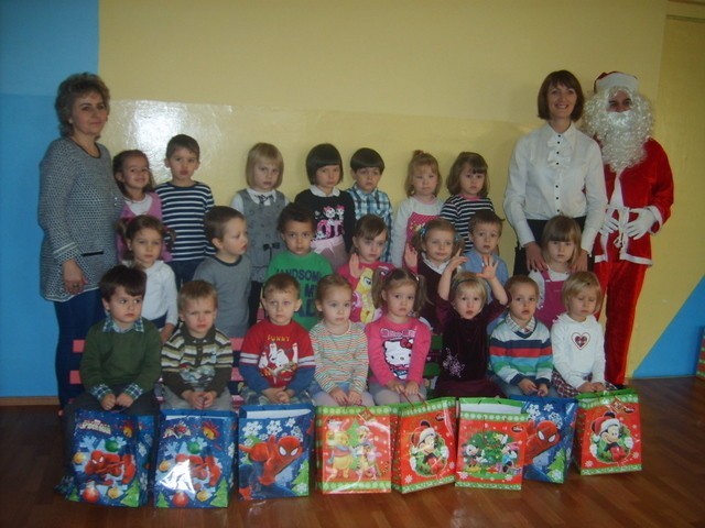Mikołaj w przedszkolu w Porębie