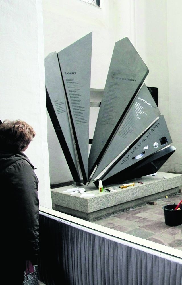 A. Renes: Ten pomnik to majstersztyk sztuki kamieniarskiej