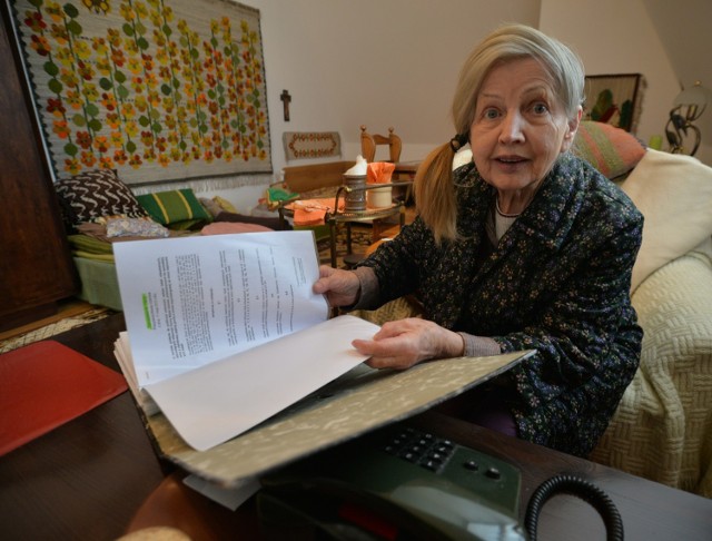 We Wrzeszczu mieszka od 60 lat. Sama wystarała się o uregulowanie niejasnego statusu własnościowego mieszkania. To jednak  nie przekonuje urzędników. Władze Gdańska konsekwentnie odmawiają kobiecie sprzedaży mieszkania komunalnego.