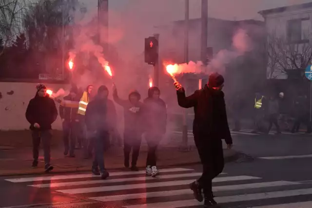 W środę, 24 stycznia 2024 roku, odbył się ogólnopolski protest rolników. W wielu miejscach kraju na drogi wyjechały kolumny ciągników. W powiecie pleszewskim manifestację zorganizowano w Kucharach