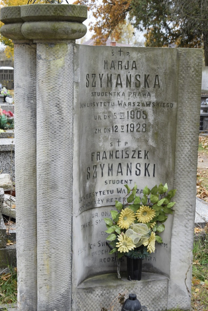 Niesamowite nagrobki na cmentarzu św. Józefa w Skierniewicach
