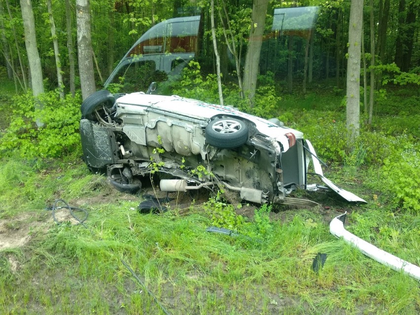 Wypadek w okolicach Rościszewa. 2 poszkodowanych. 24.05.2020...