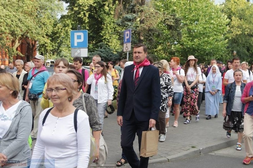 Pielgrzymi z Włocławka znów pójdą na Jasną Górę. Biskup Wiesław Mering wyraził zgodę [sonda]