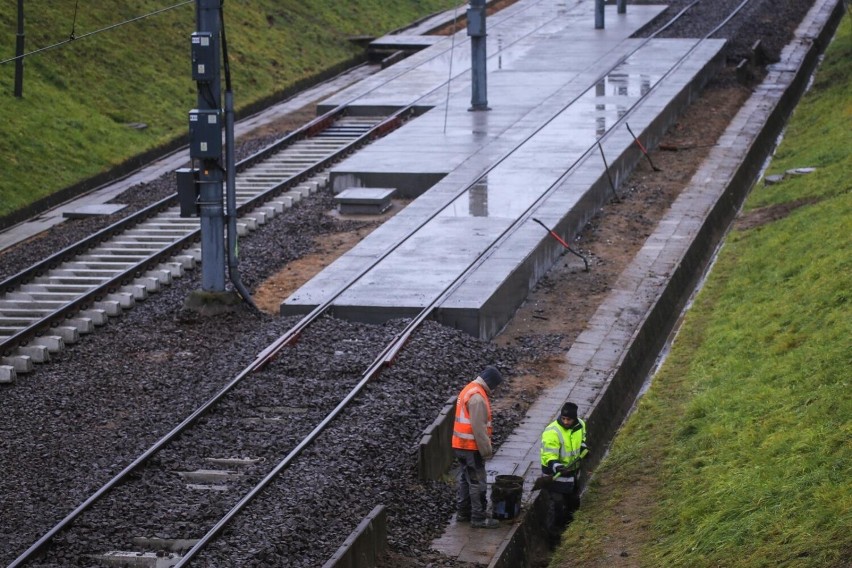 Poznański Szybki Tramwaj wznowi kursy - choć nie na całej...