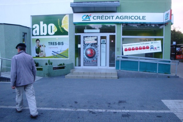 Napad na plac&oacute;wkę bankową Credit Agricole przy alei Hallera 233 w Gdańsku Brzeźnie.