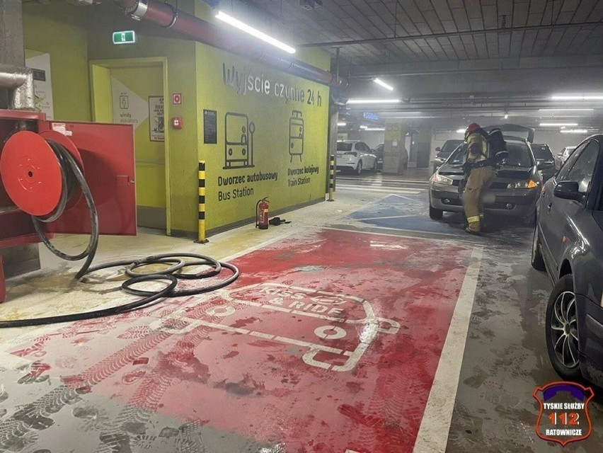 Pożar w Galerii Katowickiej na parkingu podziemnym. Co tam się wydarzyło?