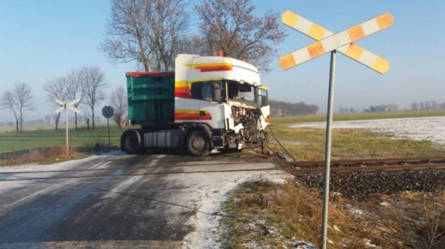 Na terenie gminy Granowo doszło do zderzenia samochodu ciężarowego z pociągiem relacji Poznań-Wolsztyn.

Więcej:
Zderzenie samochodu ciężarowego z pociągiem relacji Wolsztyn-Poznań