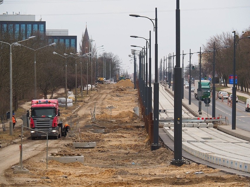 Prace gotowe w 60%, teraz w 75%... - odliczają urzędnicy....