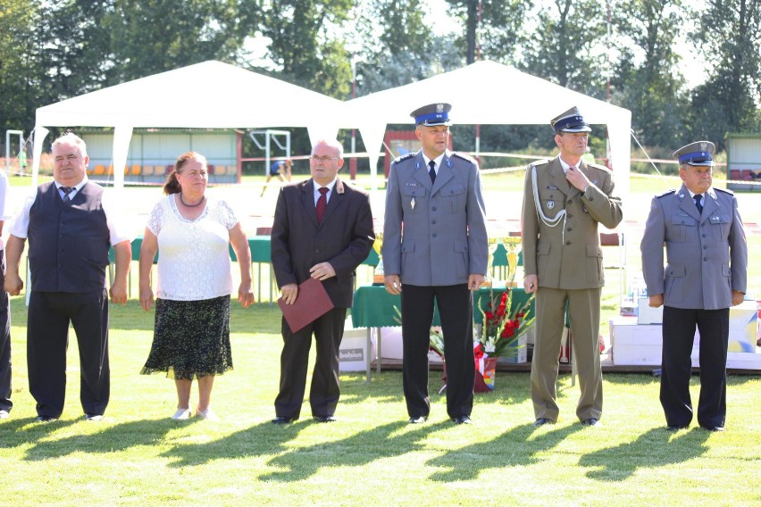 Setki uczniów i sportowców wzięło udział w Bieg Piłsudskiego...