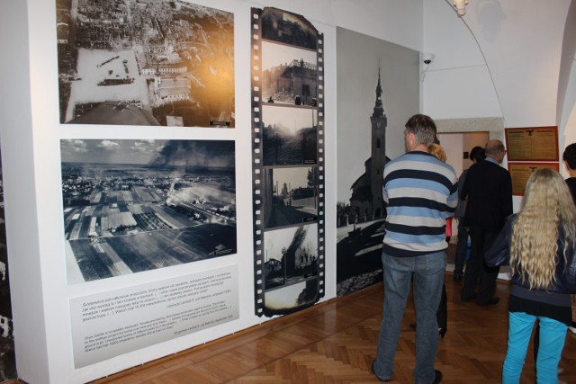 Wystawa stała w MZW poświęcona bombardowaniu Wielunia