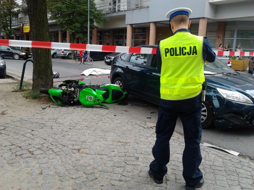 Poznań: Motocyklista zginął na Wojskowej [ZDJĘCIA,...