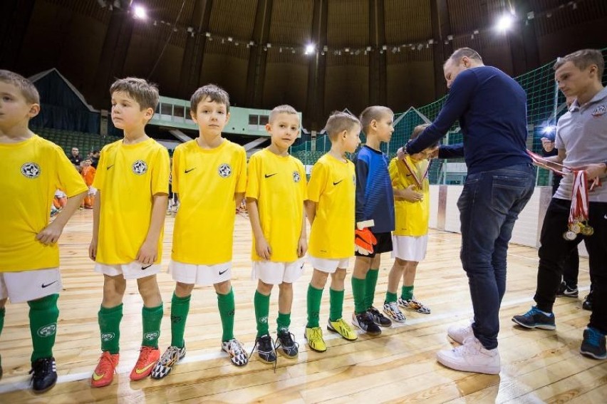 turniej FootballPro Cup Masters: Akademia Piłkarska Falubaz...