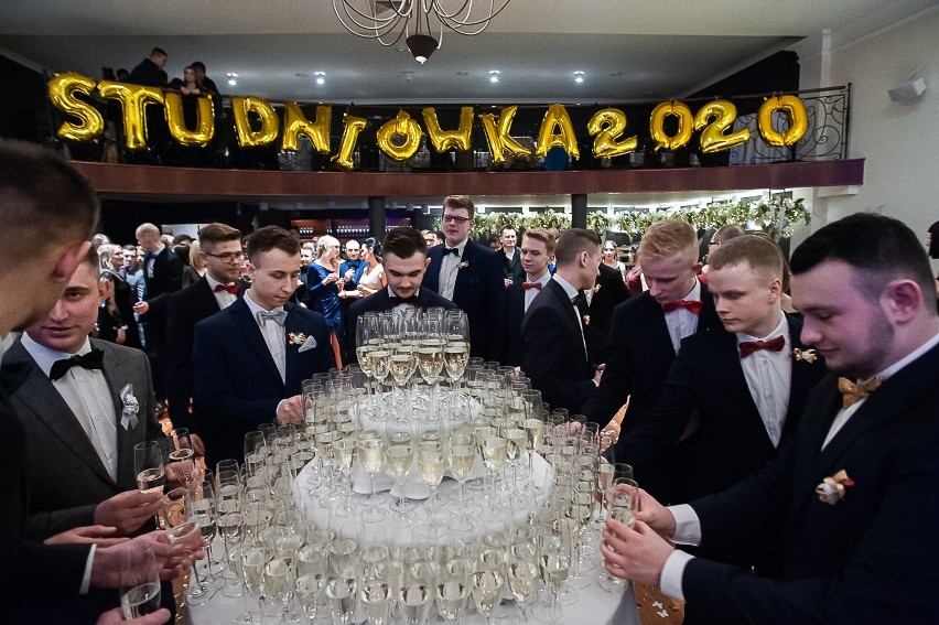 Ekonomik Opole - studniówka 2020 w restauracji Salomon