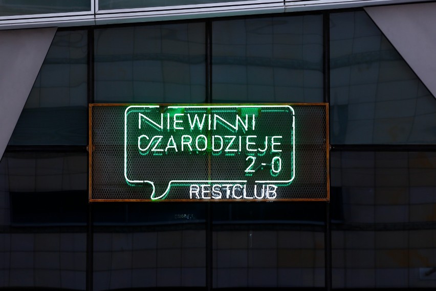 Kuba Wojewódzki otwiera drugą restaurację w Warszawie. Tym razem w najbardziej prestiżowym wieżowcu w stolicy