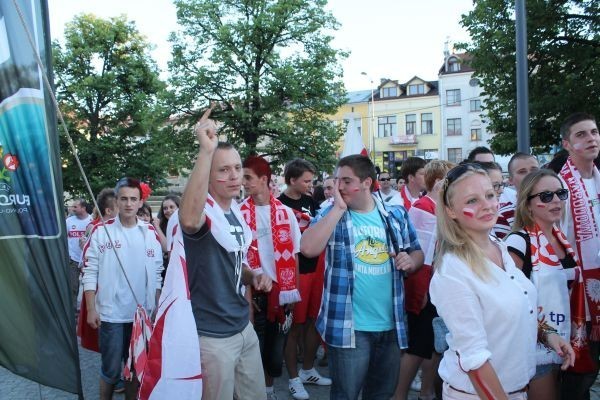 Dni Gorlic 2012: mecz Polska-Czechy w mobilnej strefie kibica Fan City Tour [ZDJĘCIA]