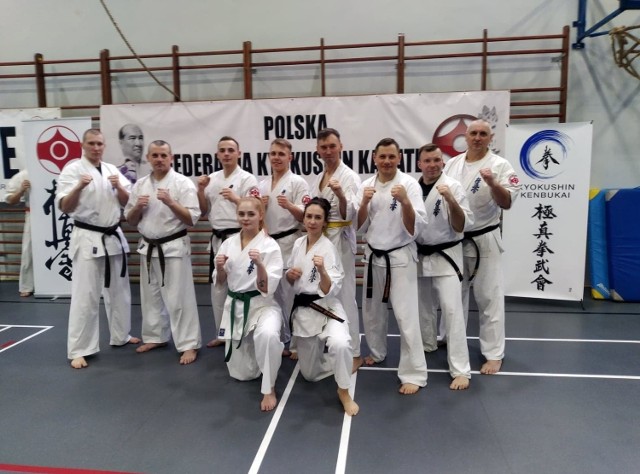 Dziewięć osób z Golubsko-Dobrzyńskiego Klubu Karate Kyokushin wzięło udział w Seminarium Kumite Karate Kyokushin w Wałczu