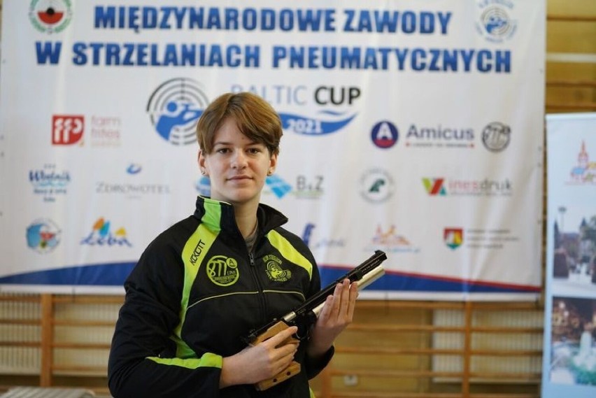 Adrianna Pakieła z Lidera Amicusa "ustrzeliła" dwa puchary w zawodach Balitic Cup i Amicus Cup w Łebie