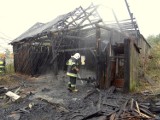 Pożar stodoły w Przesiadłowie w gminie Ujazd oraz w kotłowni domu w Kolonii Olszowej