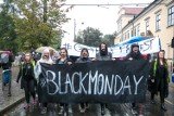 "Czarny protest" w Krakowie. Tysiące kobiet na ulicach [ZDJĘCIA, WIDEO]