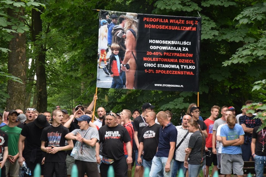 II Marsz Równości w Częstochowie spotkał się ze sprzeciwem...