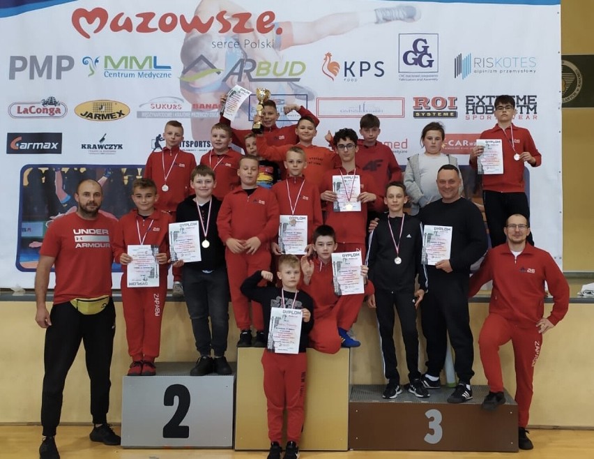 16 medali ZKS Radomsko w II Rzucie Ligi Zapaśniczej w Radomiu