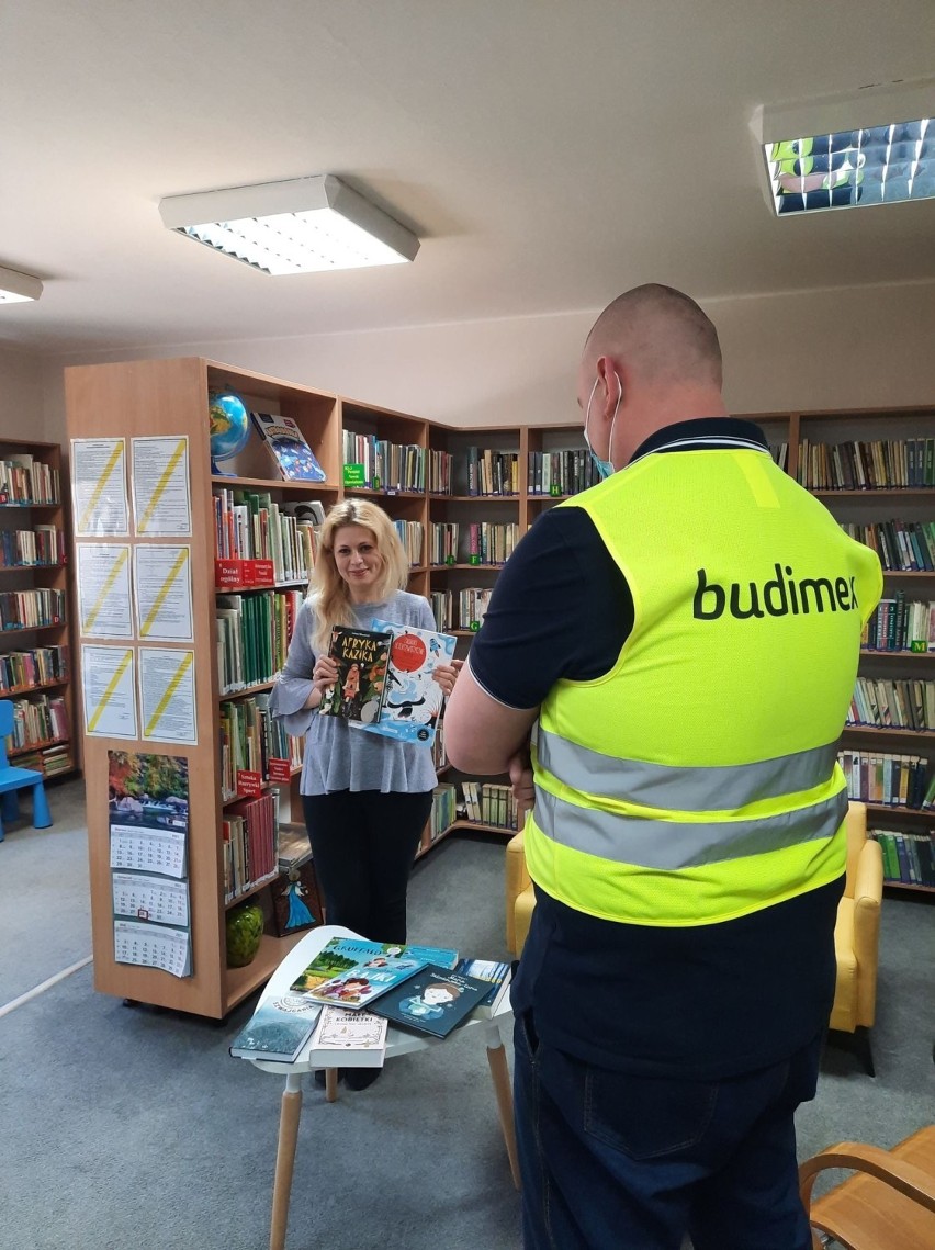 Biblioteka Publiczna w Komańczy otrzymała nowe książki