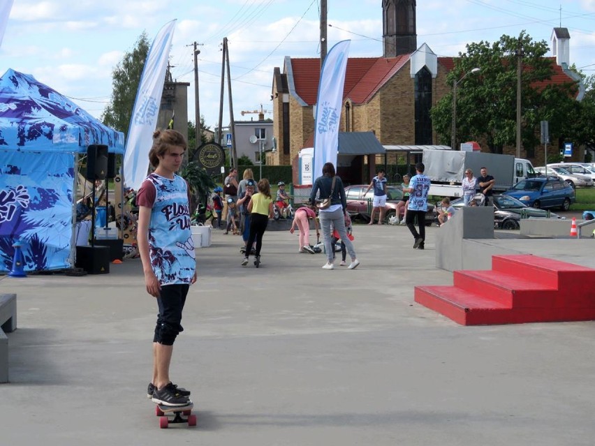 SkateCUP Kołbaskowo. Najlepsi i nowicjusze ćwiczyli sporty skateboardowe [ZDJĘCIA,FILM]