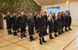 Strażacy ochotnicy złożyli ślubowanie w Komendzie Powiatowej PSP w Limanowej. Kolejni przechodzą właśnie szkolenie. Zdjęcia