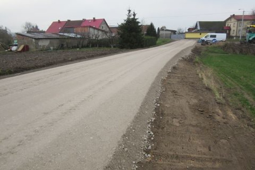 Kolejne inwestycje drogowe w gminie Budzyń [ZDJĘCIA]
