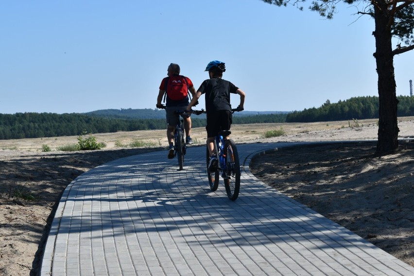 Ścieżki pieszo-rowerowe na Pustyni Błędowskiej