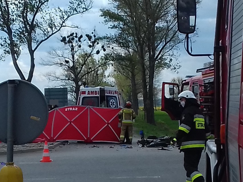 Wypadek na obwodnicy Grodkowa. Motocyklista zginął po...