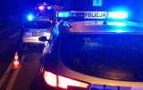Policyjny pościg za złodziejem samochodu w Żorach! Mężczyzna rzucił się na policjanta z siekierą