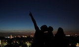 Noc spadających gwiazd w Piotrkowie. Na oglądanie Perseidów zaprasza Mediateka VIDEO