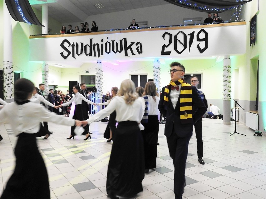 Studniówka 2019: I LO w Bielsku Podlaskim [zdjęcia]