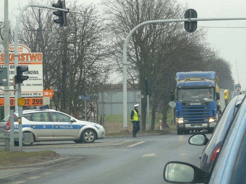 Przewrócona ciężarówka w Rossoszycy