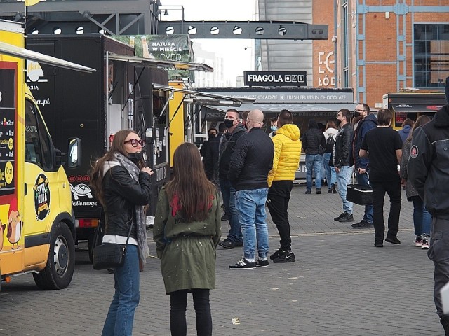 Sezon food trucków otworzył Street Food Polska Festiwal (23-25 kwietnia) w Łódzkiej EC1.