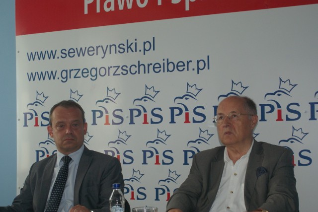 Michał Seweryński (od prawej), senator RP