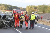 Tragedia na S3 pod Zieloną Górą. Jedna osoba zmarła, druga jest ciężko ranna 