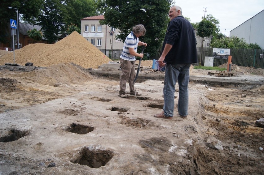 Na Krakowskiej w Radomsku odkopano zaporę przeciwczołgową