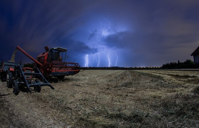 Burze w Wielkopolsce: Poluje na nie storm chaser