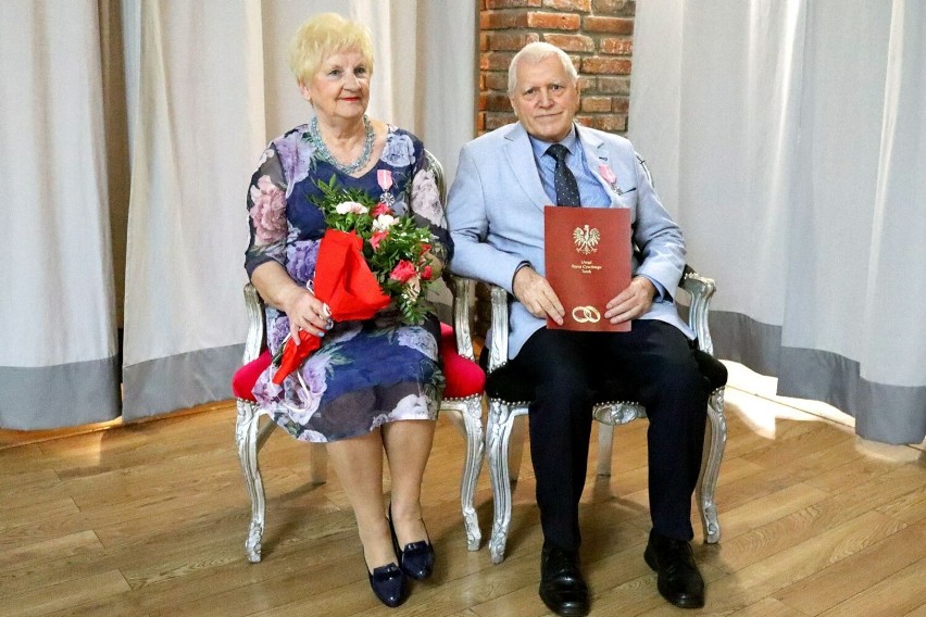 Złote Gody par z miasta i gminy Turek. Oni trwają w związkach małżeńskich od ponad 50 lat [FOTO]