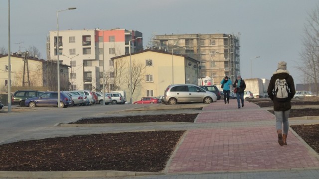 Z przebudowanej ulicy mogą już korzystać zarówno kierowcy, jak i spacerujący mieszkańcy