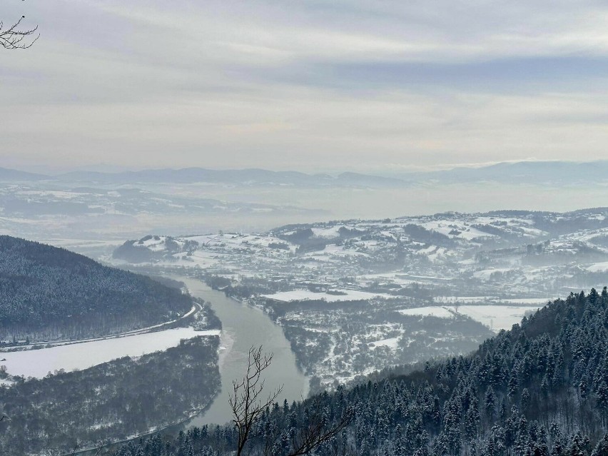 Białowodzka Góra zimą zachwyca. W tym rezerwacie przyrody nie spotkacie tłumów turystów