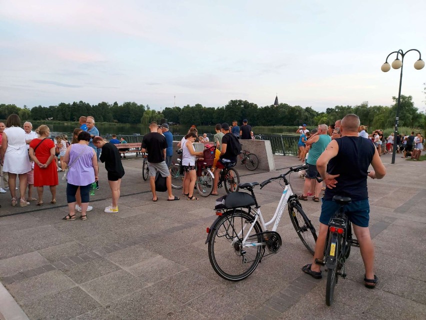 Promenada wokół Jeziora Miejskiego w Międzychodzie została...