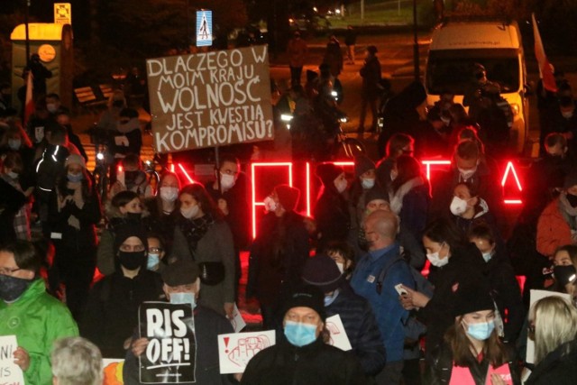 Fala protestów Strajku Kobiet we Wrocławiu w listopadzie 2020 r.